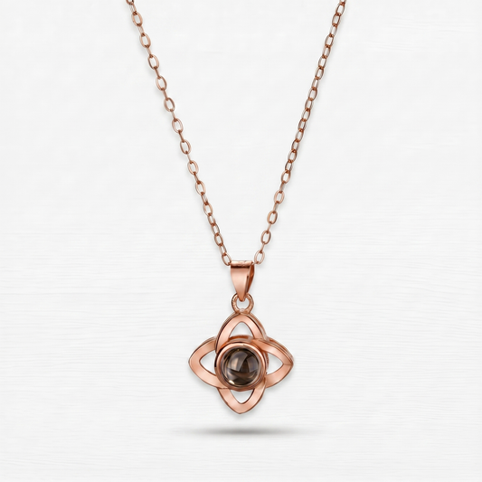 Onyx - Collar de Flor con Foto Proyectada